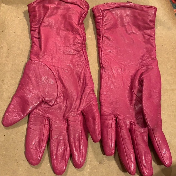THINSULATE M/L40 GRAMS HOT PINK LEATHER GLOVES Express BARBIE BARBIECORE